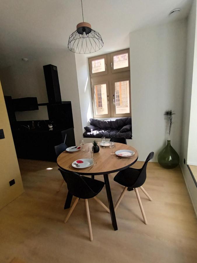 Апартаменты Chez David - T2 Neuf Dans Centre Historique Бриуд Экстерьер фото